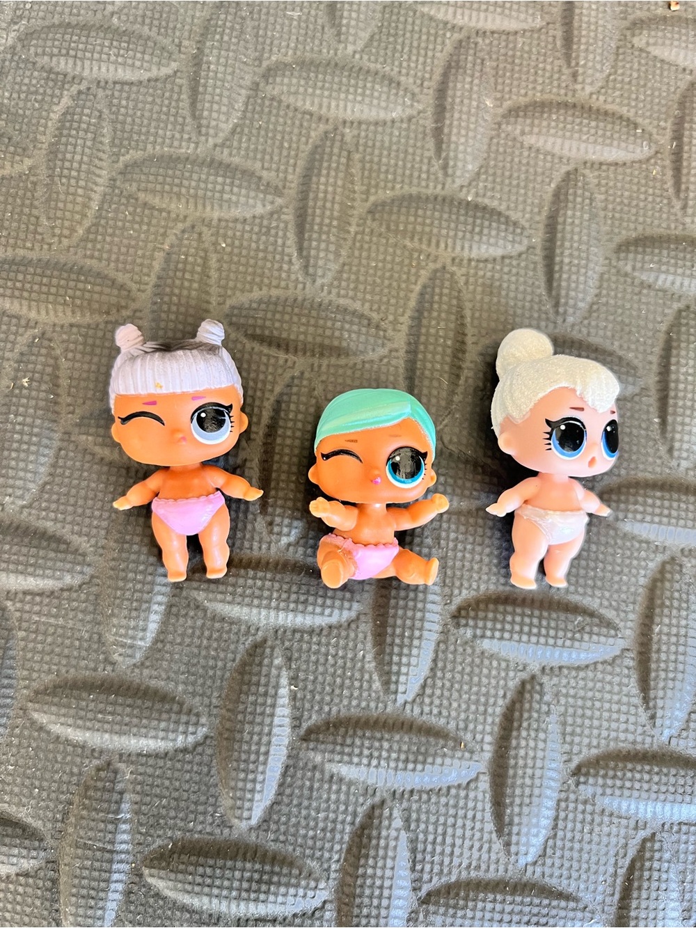 LOL Surprise Doll Little Sisters